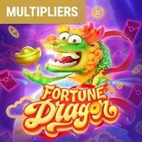 Hình ảnh hai chú gà đá đang chiến đấu trong một trận đấu đá gà trực tuyến trên Bet89 App
